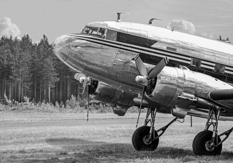 オリジナルのAN9534丸形コネクタは、ダグラスDC-1、DC-2、DC-3航空機での使用のために開発されました。